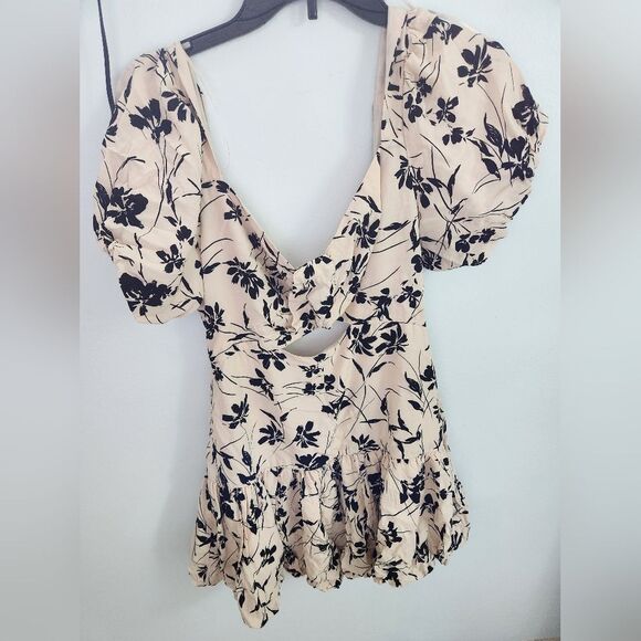 ASTR the label Women's Siyah Dress S worn once excellent condition - Picture 2 of 3